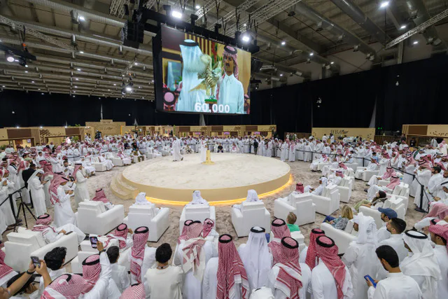 المركز الوطني للصقور يطلق أولى فعالياته بالمزاد الدولي لمزارع إنتاج الصقور في 5 أغسطس المقبل