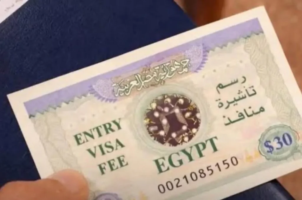 هل فرضت مصر تأشيرة إلكترونية جديدة على السعوديين قيمتها 135 ريال ؟.. مسؤول مصري يرد