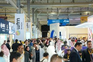الرئيس التنفيذي للهيئة السعودية للسياحة يفتتح رسمياً الدورة الأولى من معرض سوق السفر العالمي – سبوت لايت الرياض الرئيس التنفيذي للهيئة السعودية للسياحة يفتتح رسمياً الدورة الأولى من معرض سوق السفر العالمي – سبوت لايت الرياض