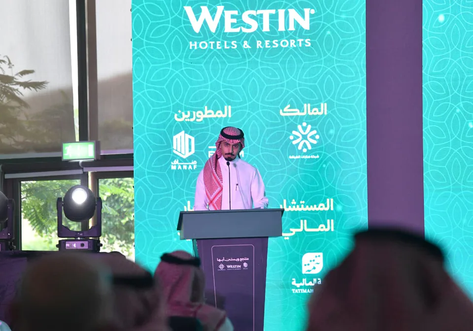 أمير عسير يضع حجر أساس منتجع ويستن أبها السياحي